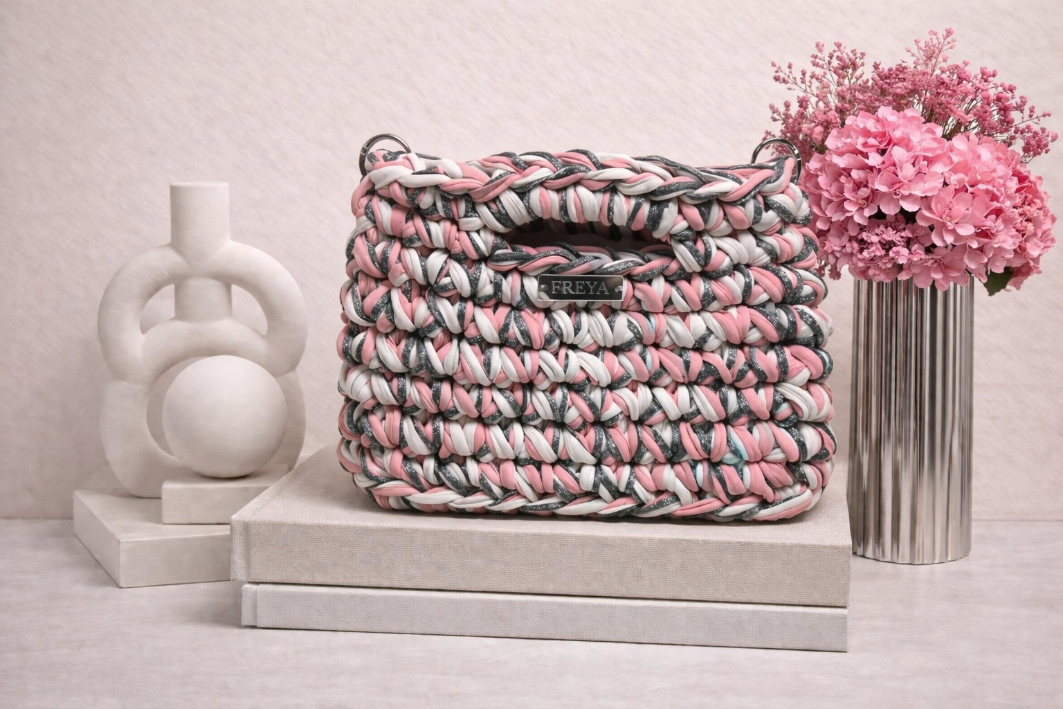 Luma Bag in Blush Pearl