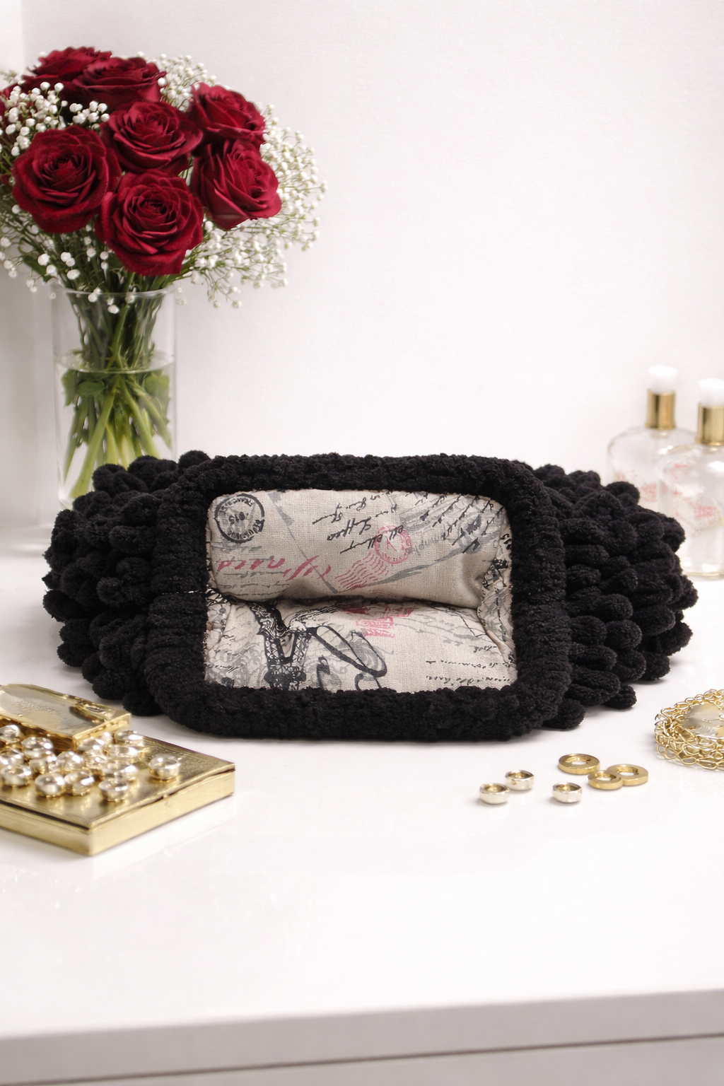 Freya Noir Cloud Bag