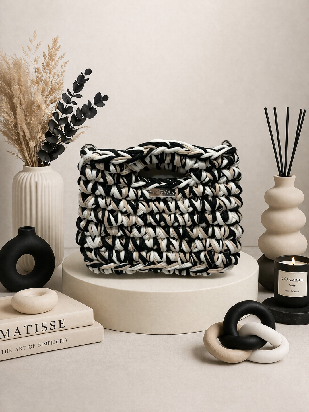 Luma Bag Obsidian Cream