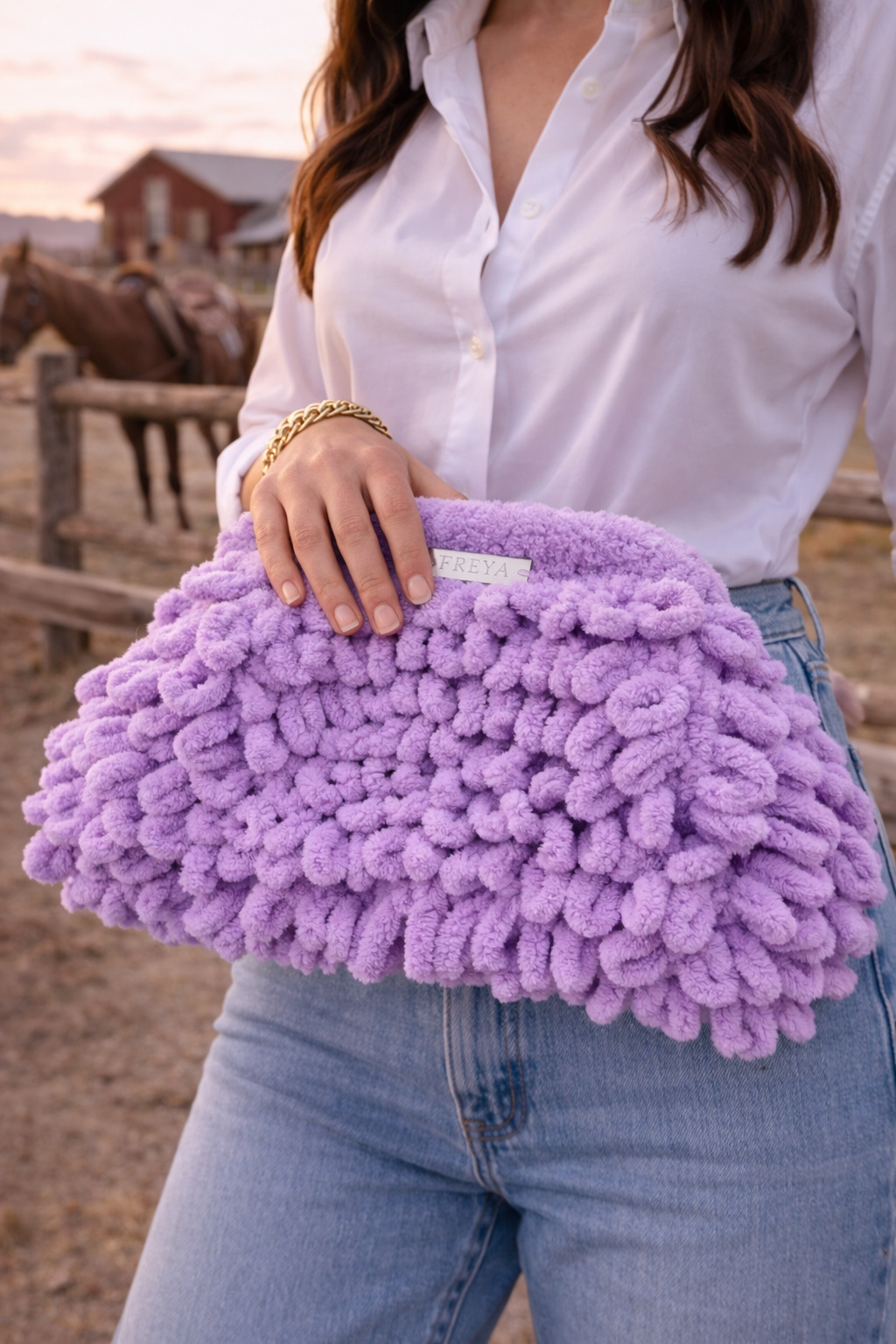 Freya Lavender Wild Clutch