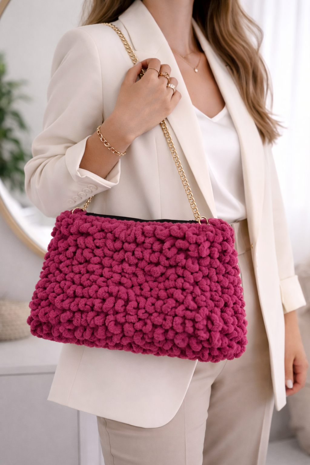 Amelia Dark Fuchsia Chain Bag