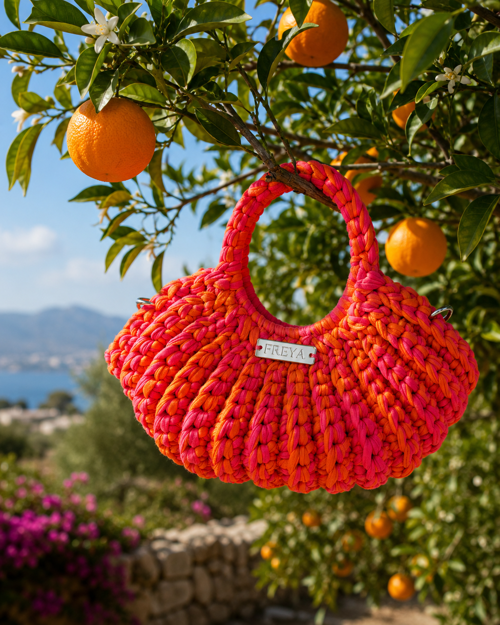 Solar Kiss Bag