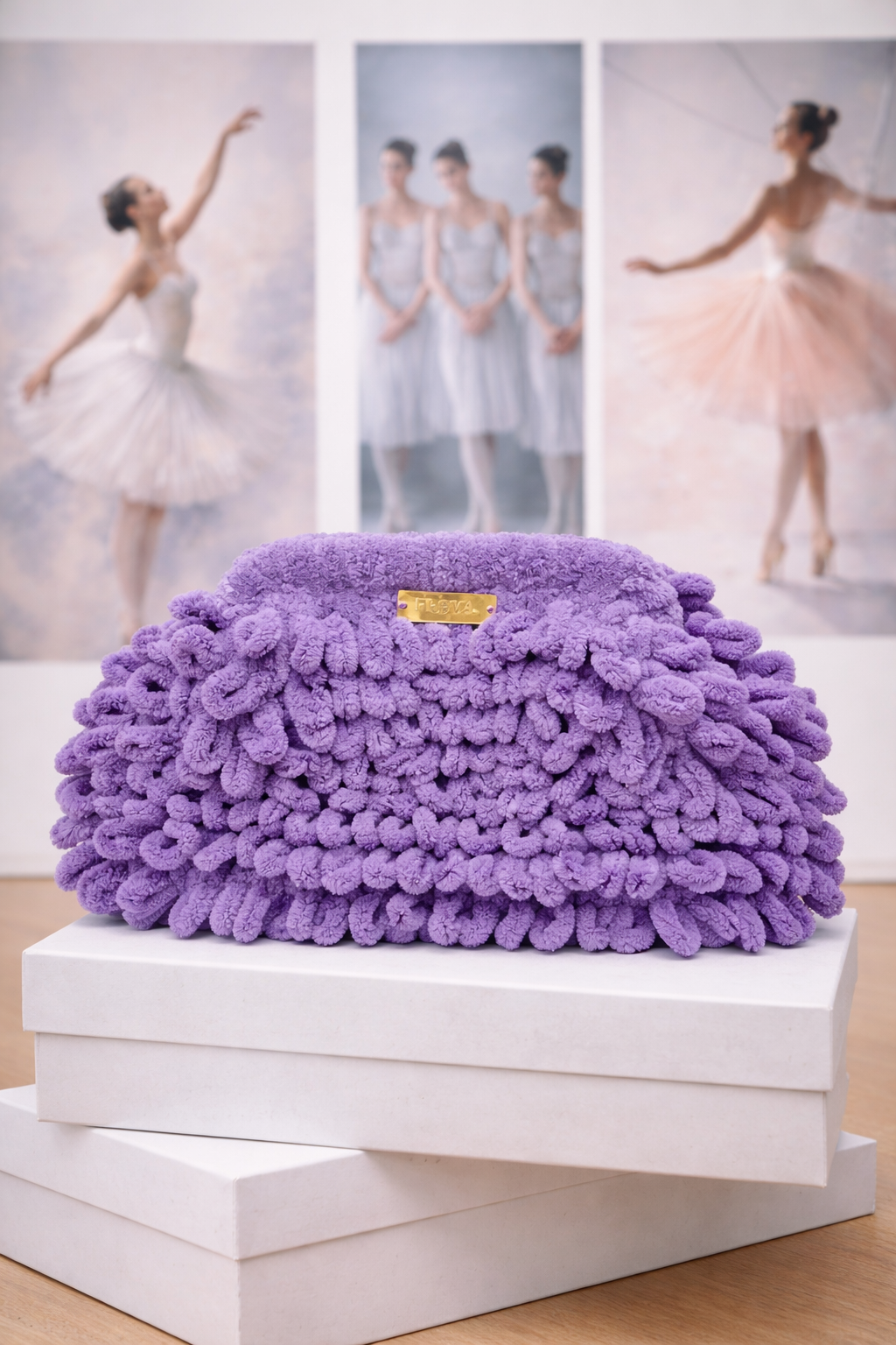 Freya Lavender Voyage Puffy Bag